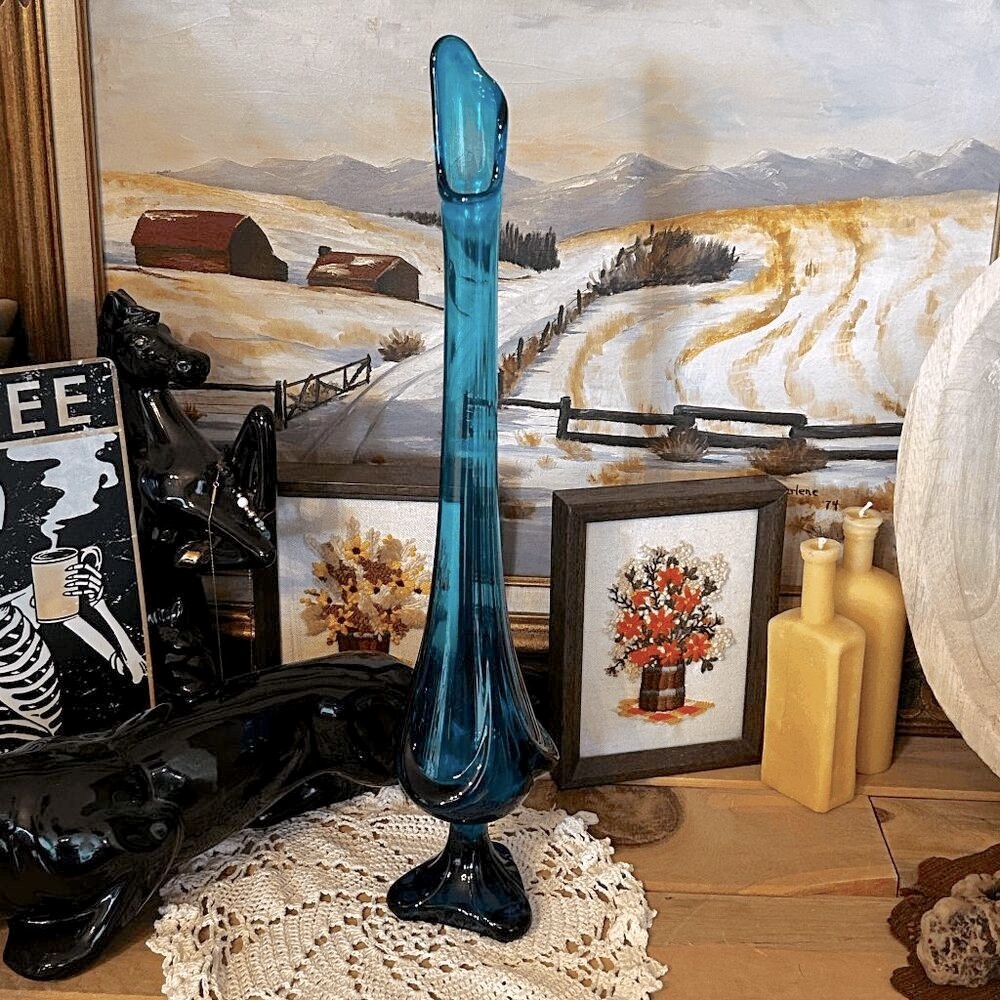 Vintage Viking Glass Drape Vase – 20" Tall Swung Stretch Floor Vase – Bluenique